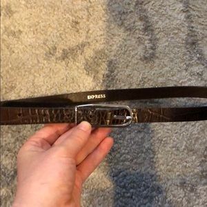 Express brown leather skinny belt